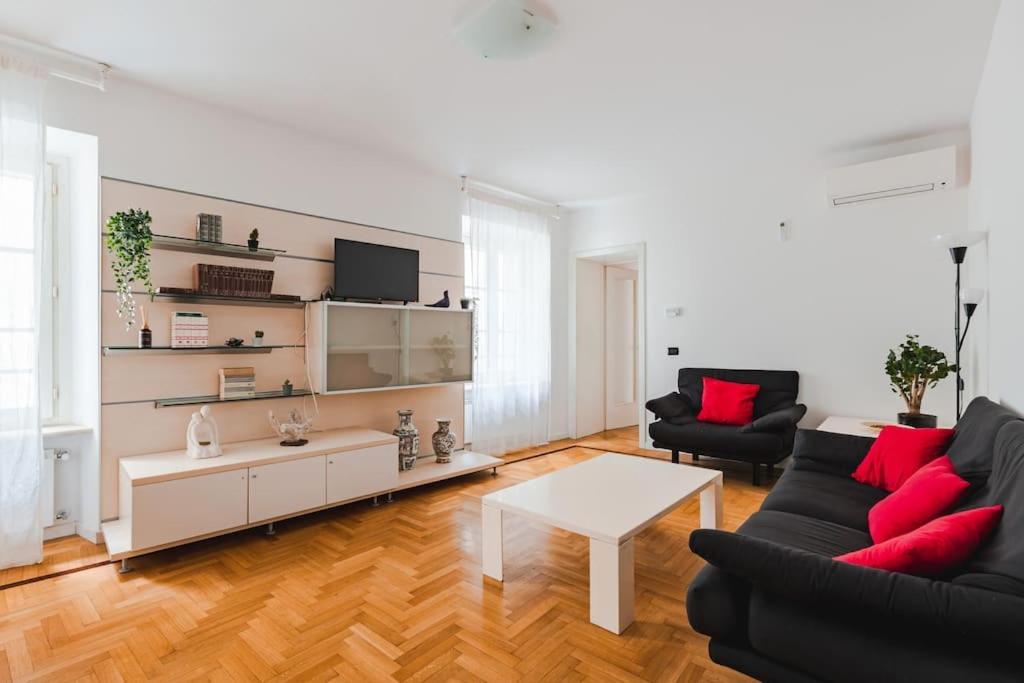 Piazza Unita Central Apartment Trieste Extérieur photo